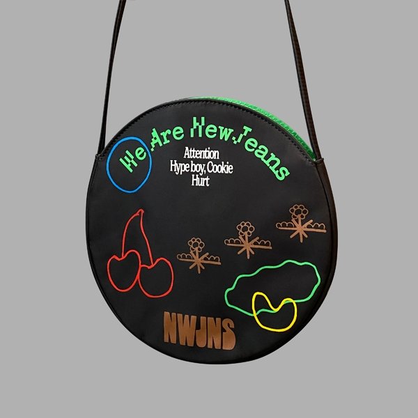 Buy NEWJEANS - New Jeans [Bag Ver.] (1st Mini Album) online